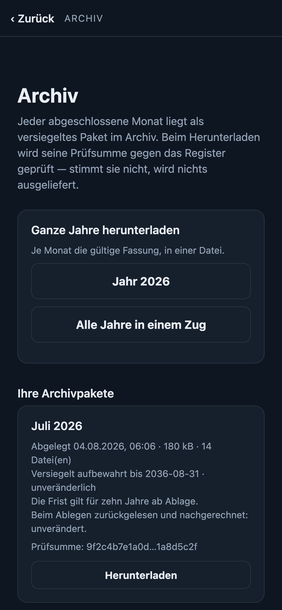 Archiv: Ganze Jahre herunterladen, darunter Juli 2026 abgelegt mit Größe, Dateizahl, Sperre bis 2036, Prüfsumme und Herunterladen.